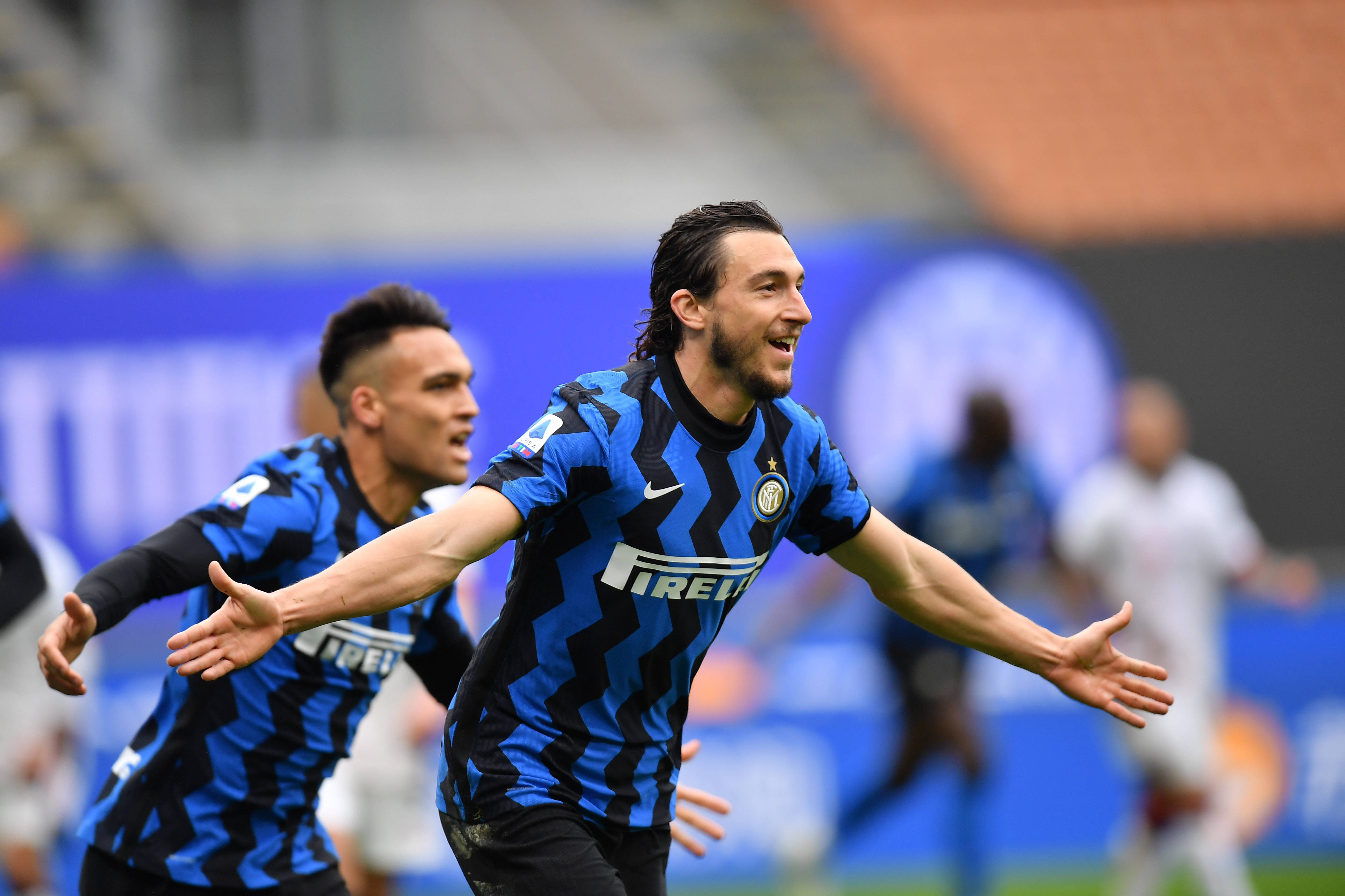 达维多维奇：离开沙特是因为老婆适应不了，家人比金钱更重要（达维多维奇：妻子难适应促我离开沙特，家庭重于金钱）