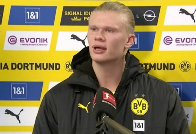 半场：尤文0-0都灵，比赛平淡，双方机会不多（半场战报：尤文与都灵互交白卷，良机寥寥）