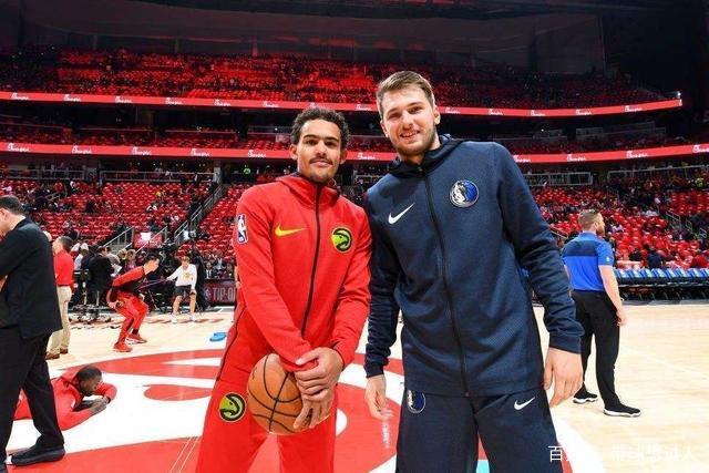 近15年谷歌每年搜索量最高球员：C罗10次断崖领先，梅西仅1次（过去15年谷歌年度搜索最高球员：C罗10度领跑，梅西仅一次登顶）