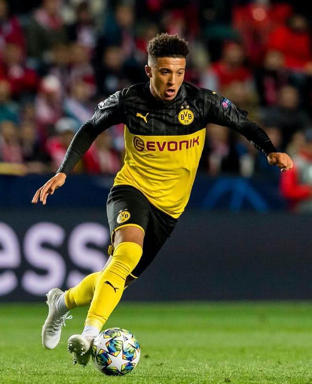 黄健翔：我们的女足与强队之间最大的差距就是身体条件（黄健翔：我国女足与强队最大短板在身体条件）