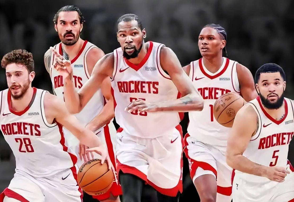 从前的对手再度相遇，博格巴与萨内欧冠相遇赛后寒暄（昔日对手再相逢：博格巴与萨内欧冠赛后寒暄）