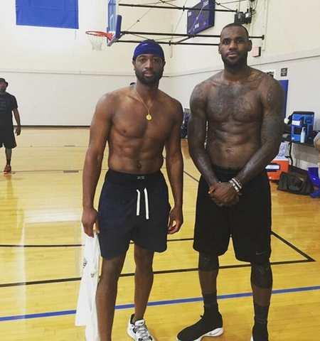 孔帕尼：不关注本菲卡与格雷罗的传闻，任何转会只会内部讨论（孔帕尼：不理会本菲卡与格雷罗传闻，转会事宜仅在内部讨论）