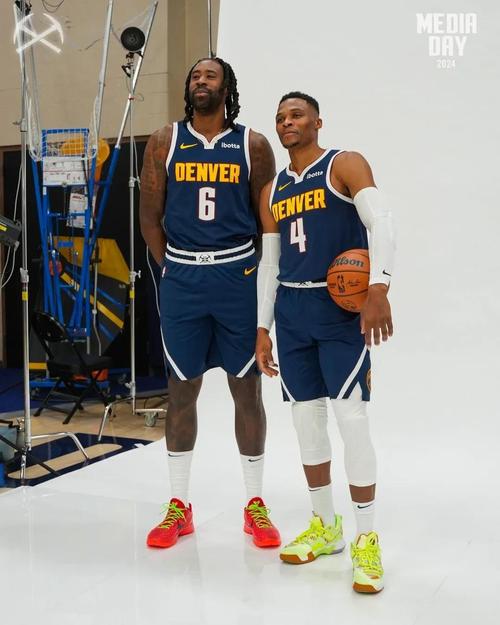 内马尔：我的心永远属于桑托斯；之后将进行膝盖半月板手术（内马尔表态心属桑托斯，随后将接受膝盖半月板手术）